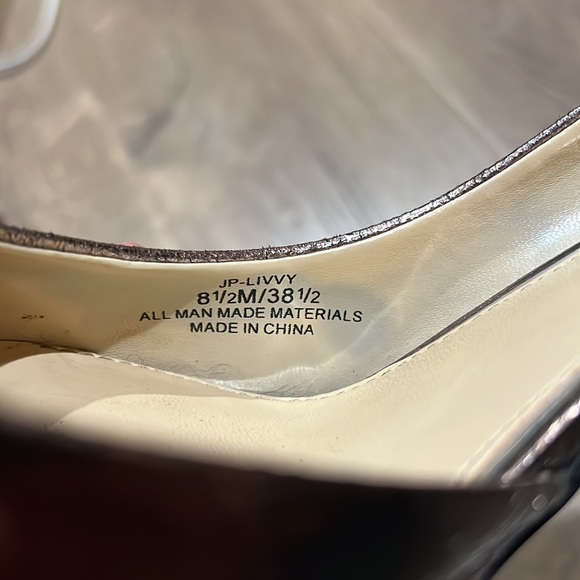 Jess Simpson shoes- gently used - Picture 5 of 5